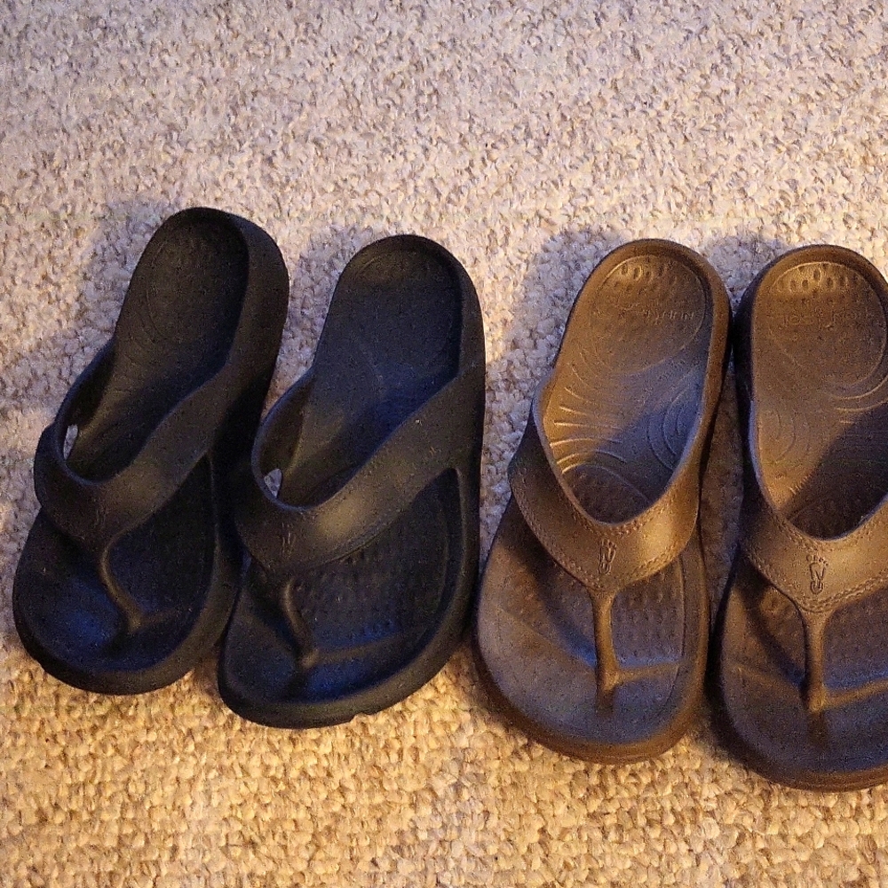 Comfort Foam Thong Sandals for Women — Black and Brown